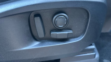 Land Rover Defender 3.0 D250 X-Dynamic SE 90 3dr Auto Diesel Estate